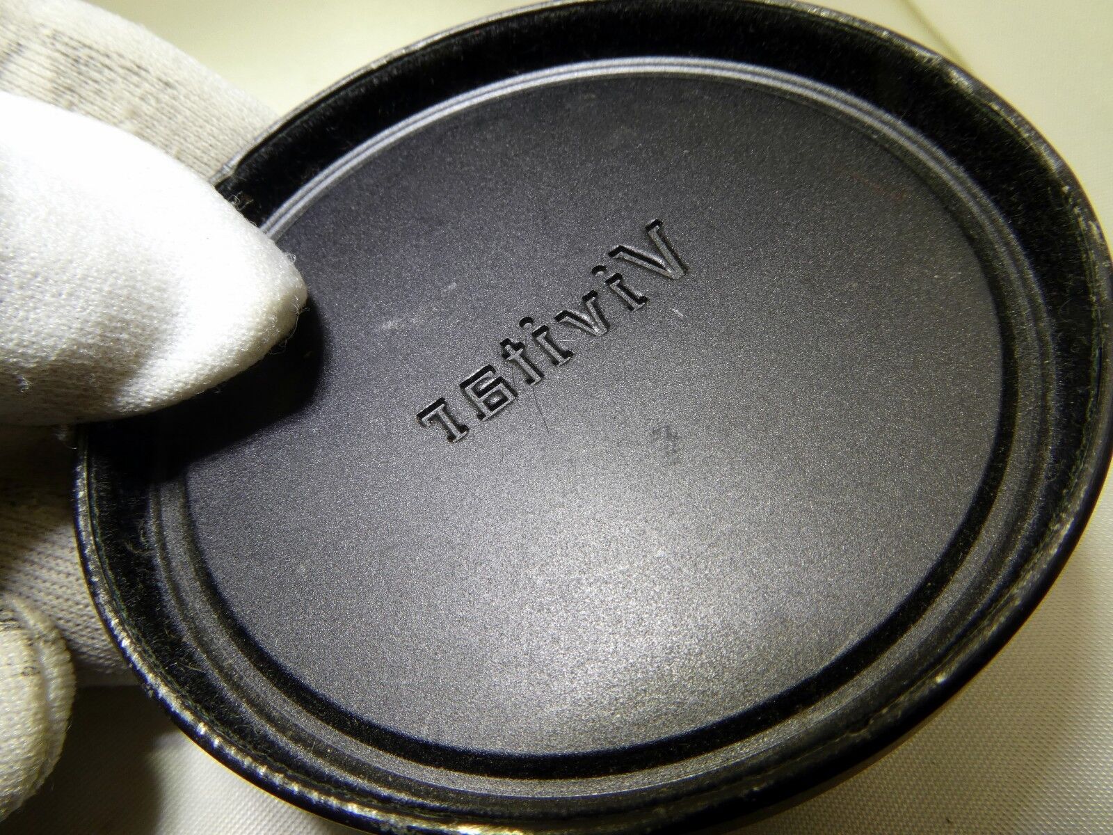 Vivitar 67.7mm ID Lens Front Cap Slip on type Metal