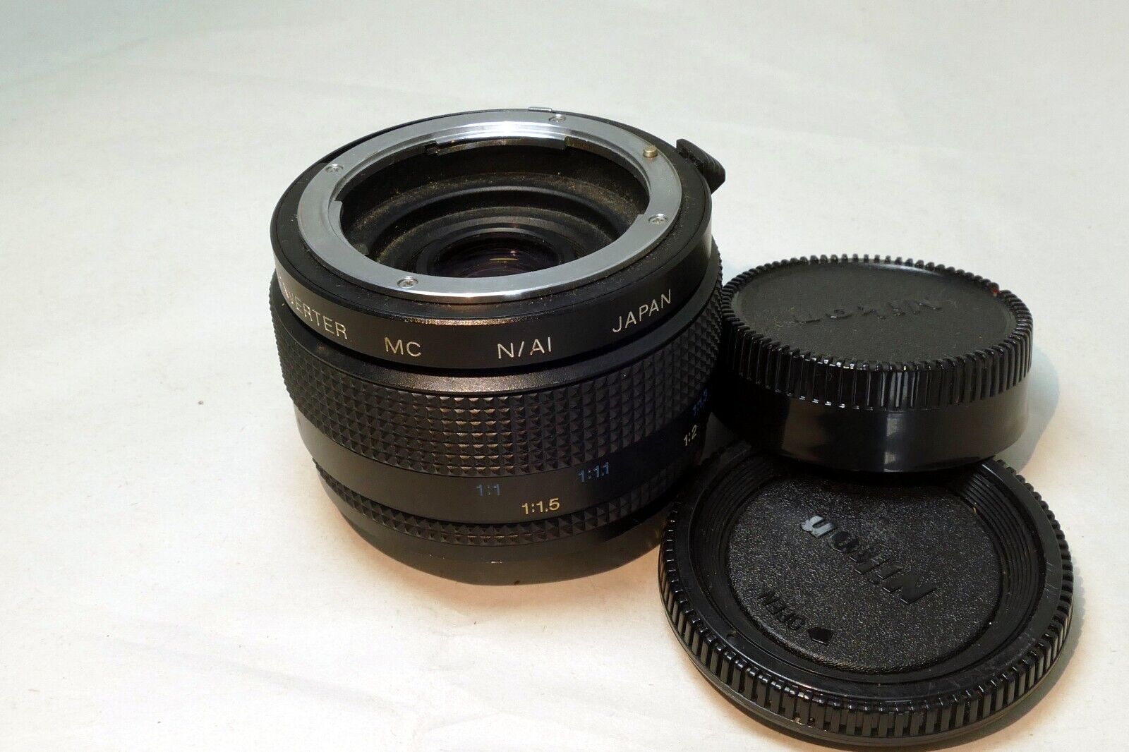 Vivitar 2X Lens lens Teleconverter for Nikon Ai mount - Macro Focusing