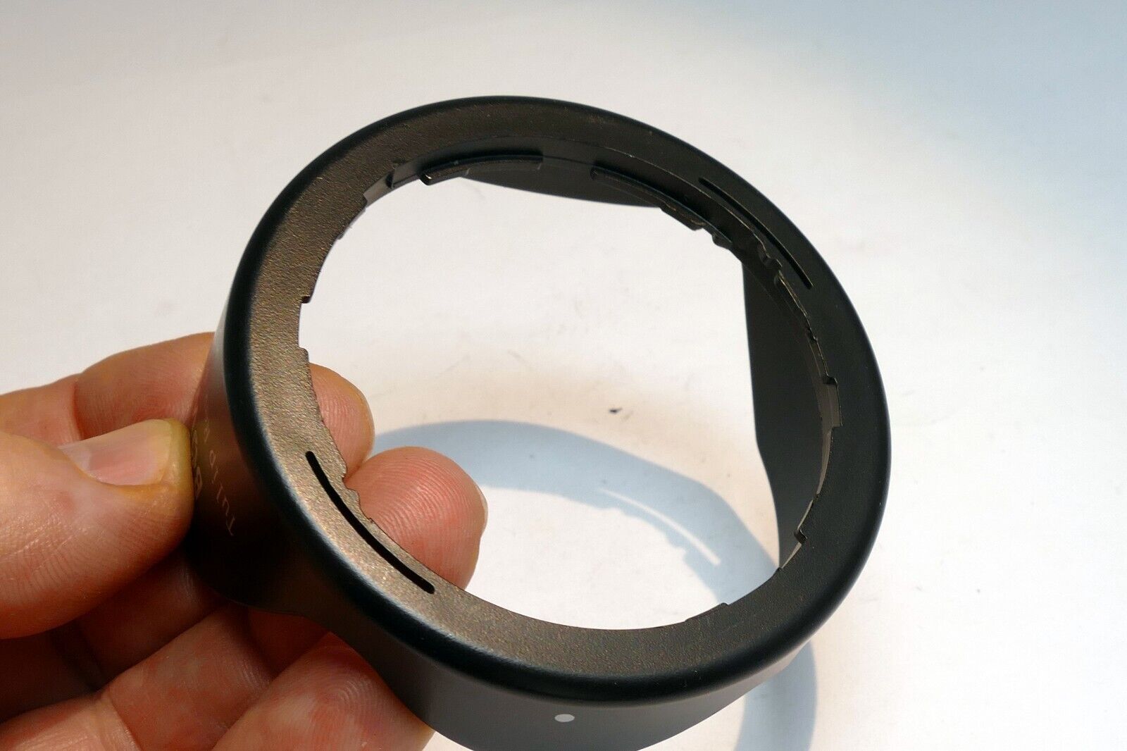 Bower 52mm  Lens Hood Shade plastic  Tulip Pro twist on type