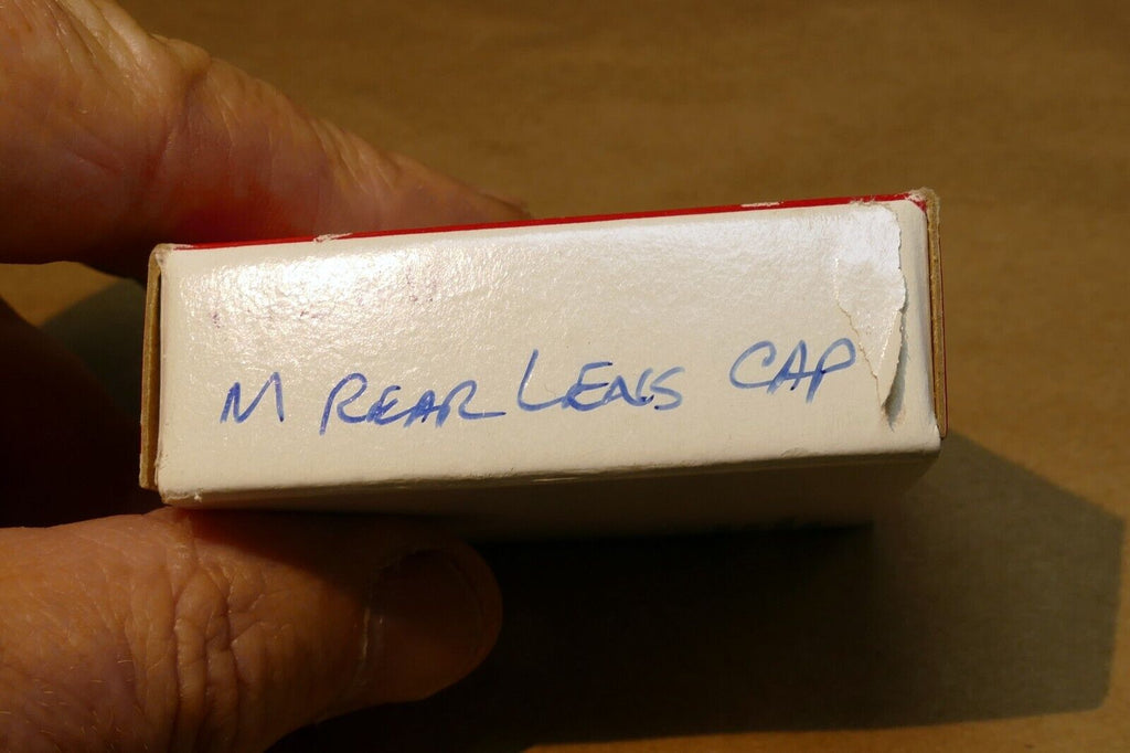 Empty Box for LEICA 14269 M cap  ( just an empty box)