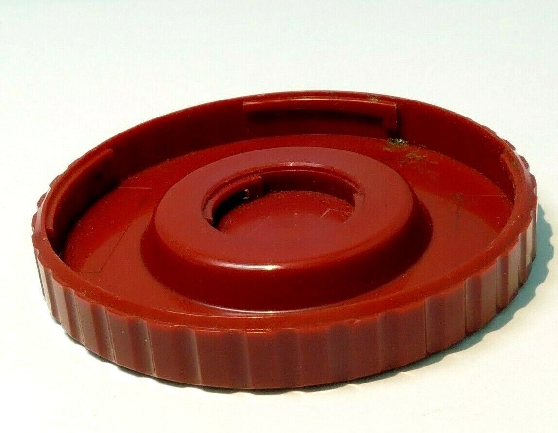 Plastic bottom mount for Pentax 110 Plastic Bubble LENS protective Case