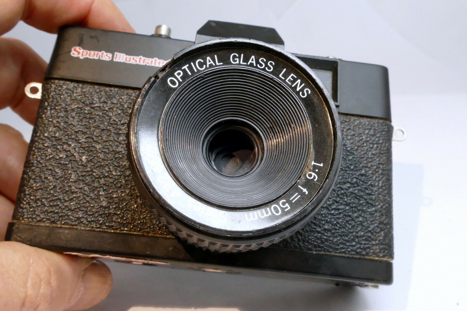Sports Illustrated 35mm camera not working, damaged  -  for parts AS IS