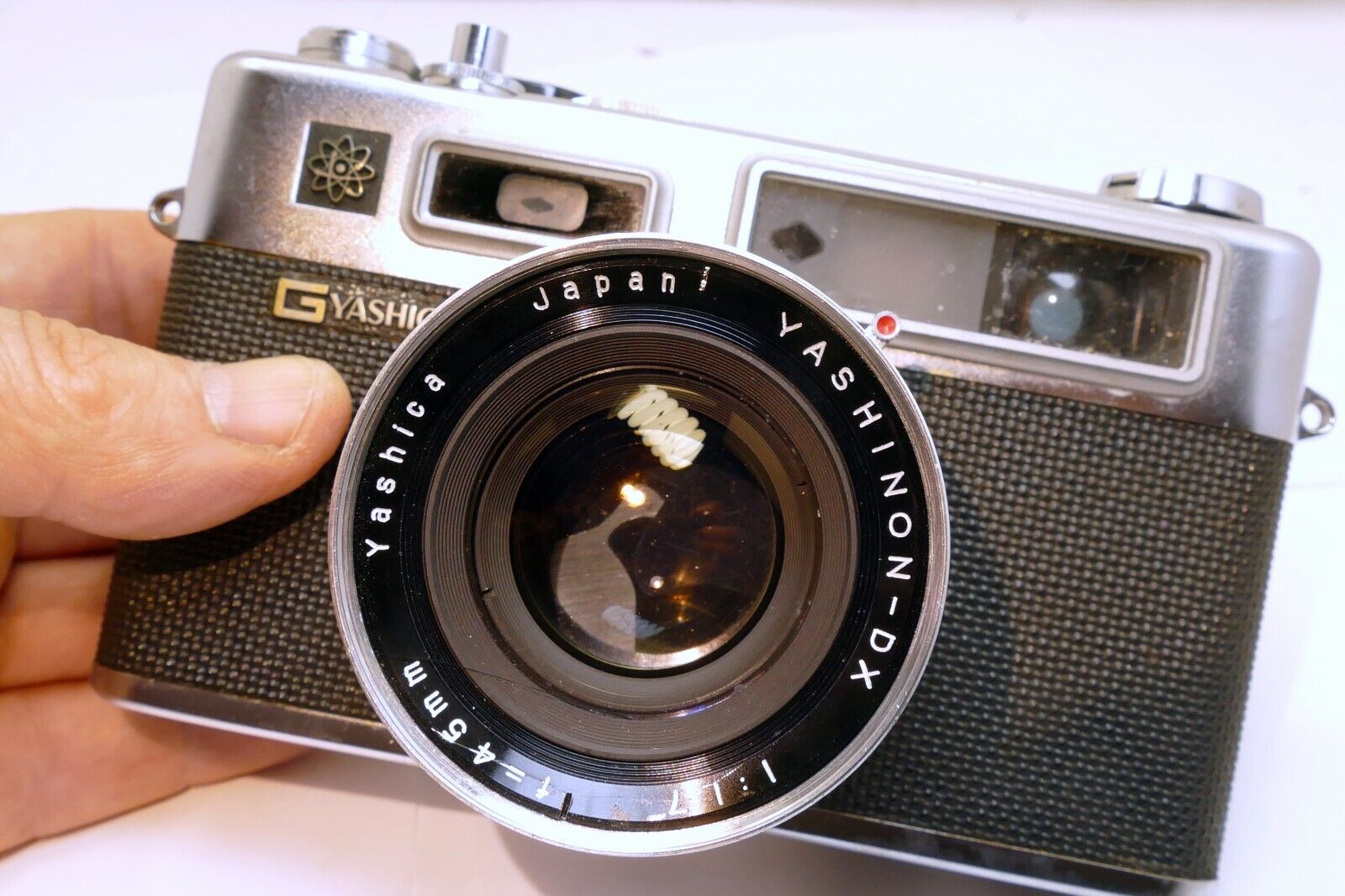 Yashica Electro 35 camera with 45mm f1.7 lens AS IS missing battery cover parts