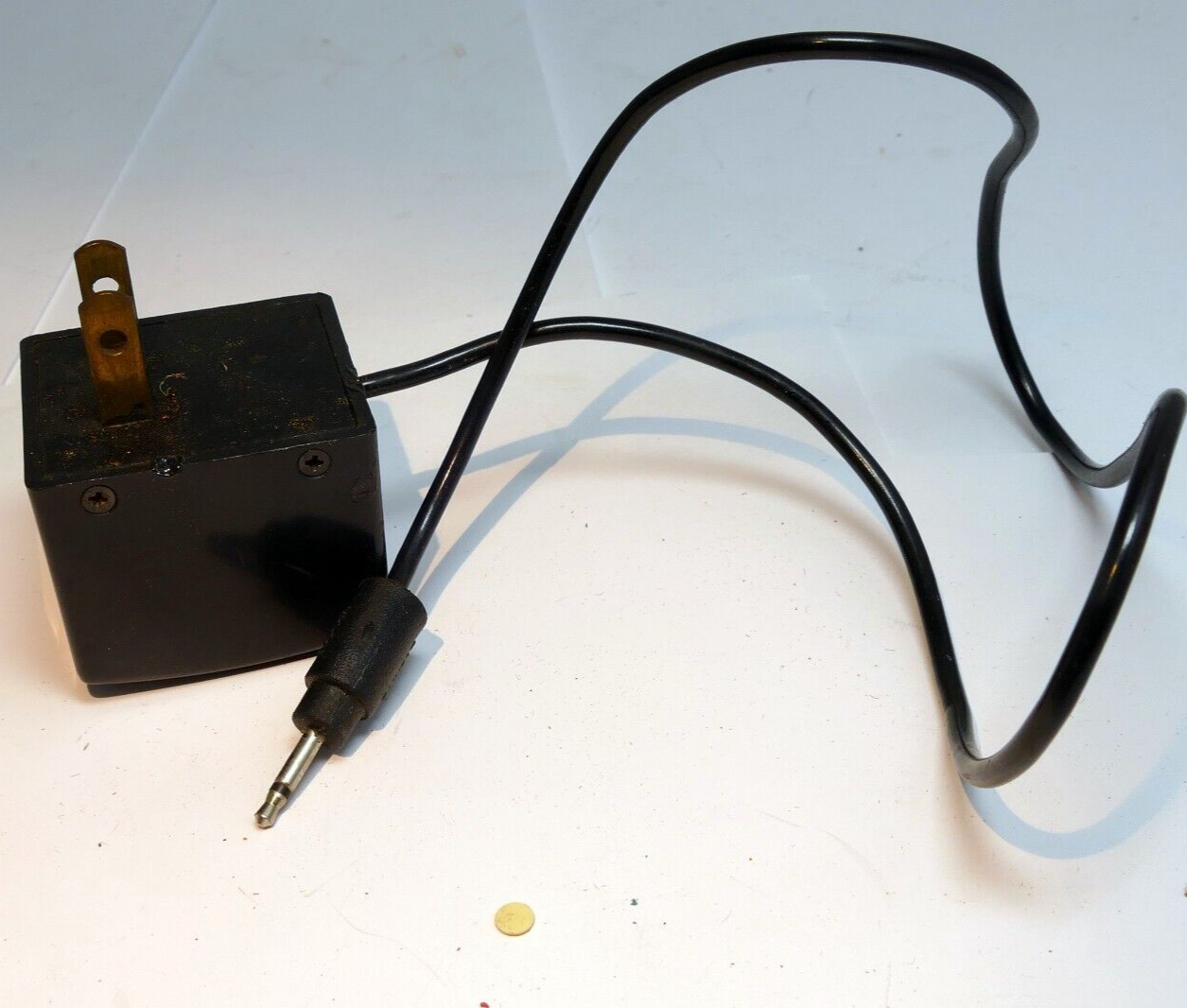 120 US charger power adapter for GT 20 Sunpak Camera Flash