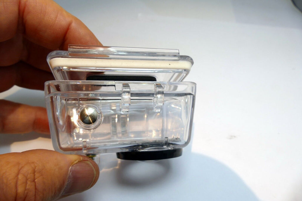 GoPro HERO plastic hard case  housing - missing locking buckle