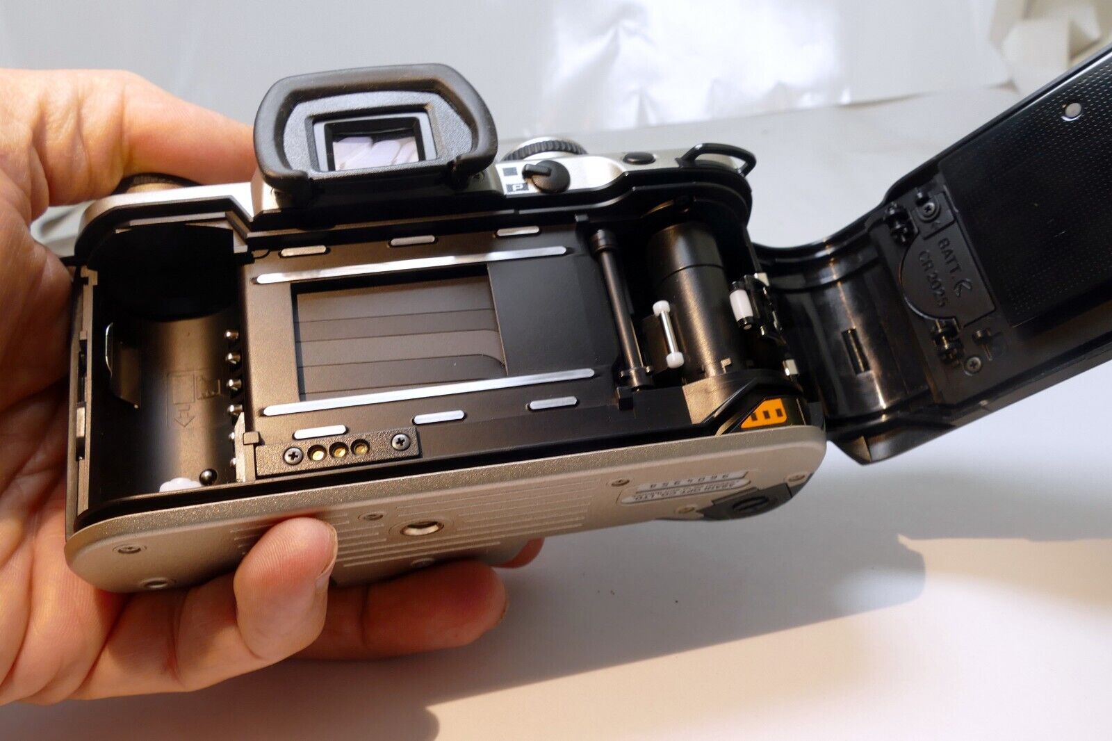 Pentax ZX-5N 35mm Film SLR Camera Body Only