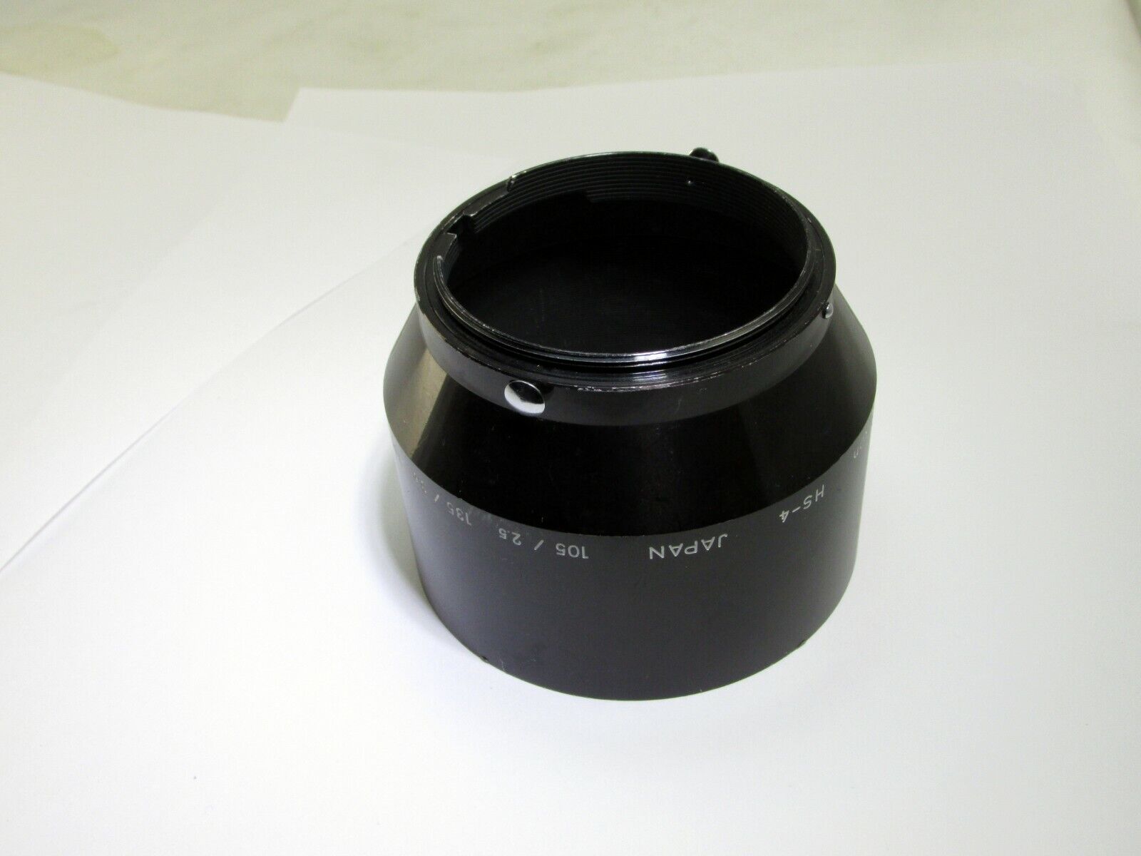 Nikon HS-4 Hood Shade Metal clip on for 135mm f3.5 85mm f2.0 Ai Ai-s Nikkor