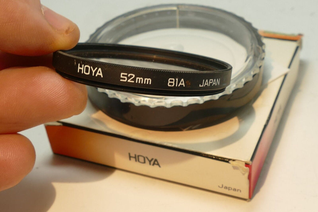 Hoya  52mm Filter 81A