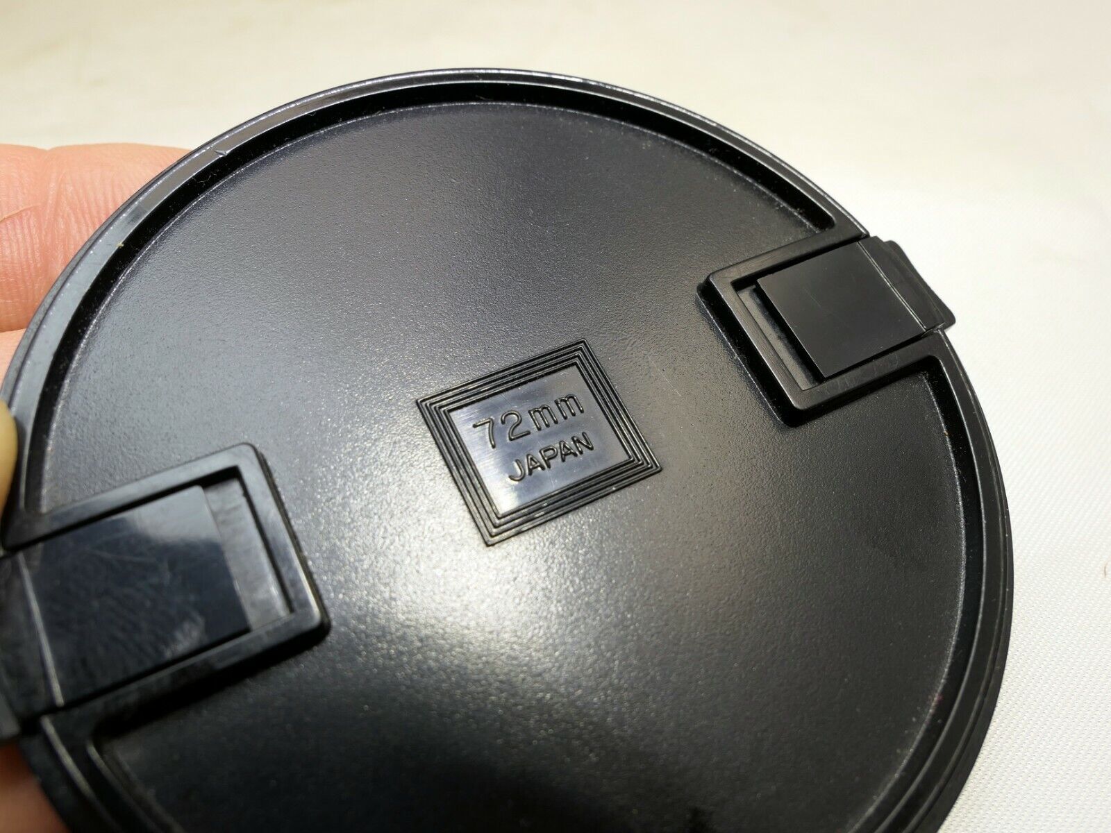 Tamron 72mm Lens Front Cap snap on  type Genuine Original