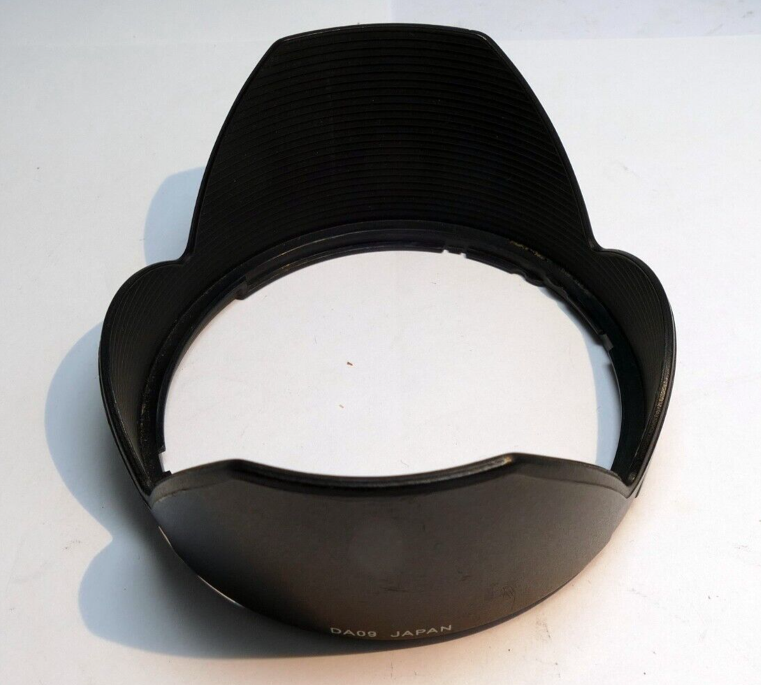 Tamron DA09 Lens Hood Shade for  28-75 mm f/2.8, A16 17-50 mm f/2.8 (67mm rim)