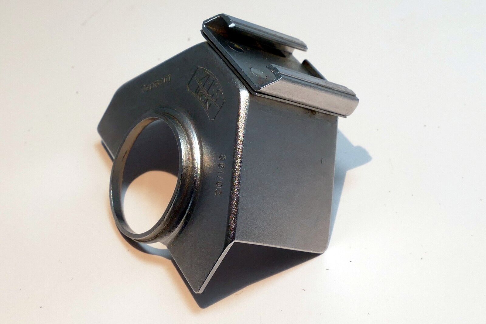 Flash Accessory Cold Shoe adapter for ZEISS  IKON Contaflex 861/02