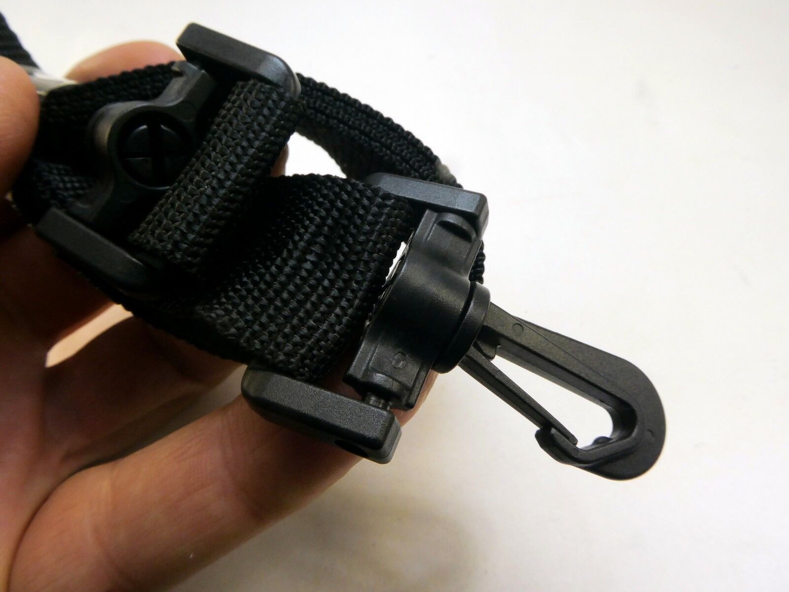 Nylon Shoulder Strap for Camera Case 2.5cm wide Sturdy with plastic clips