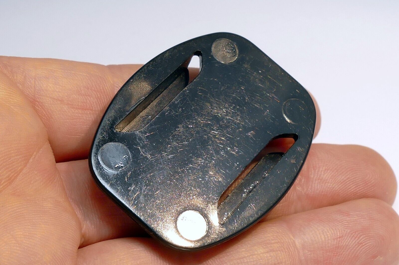 GoPro Flat surface Mount   camera snap on type