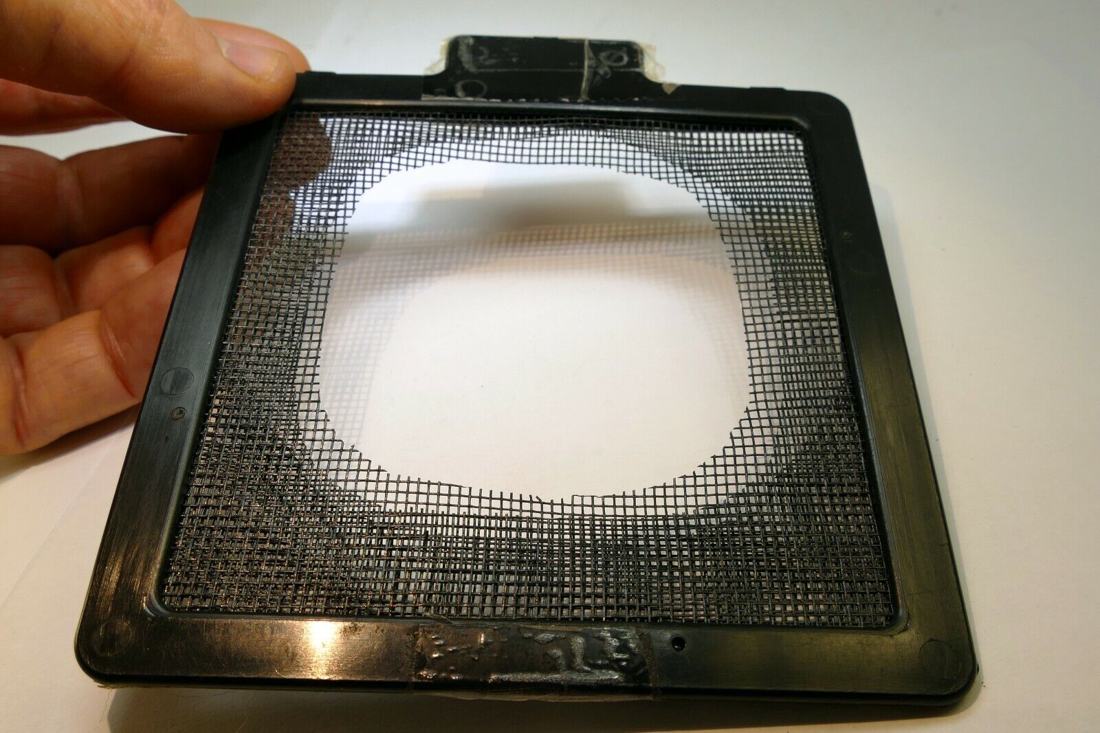 Lindahl Plastic Vignetter Mask Frame 4.5X4.5" bellows 3" Large Oval portrait