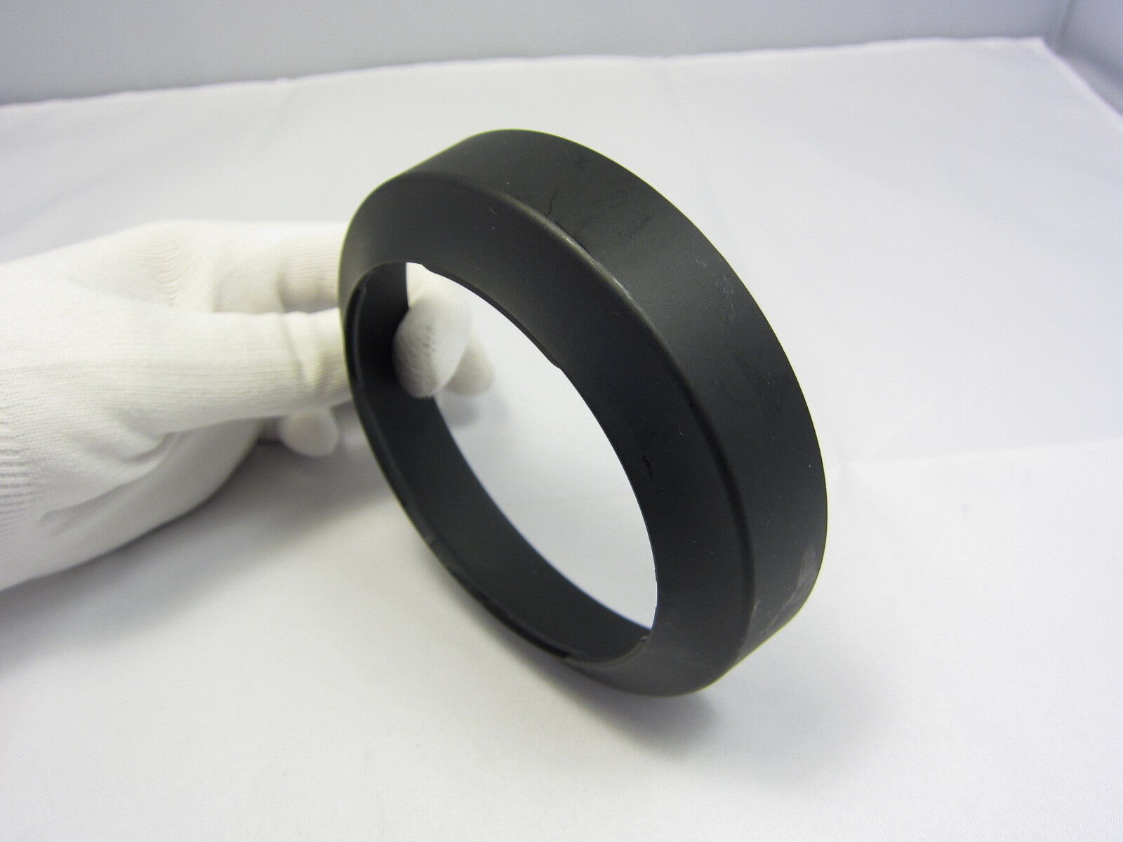 72mm  wide angle Twist On Lens Hood 9301045