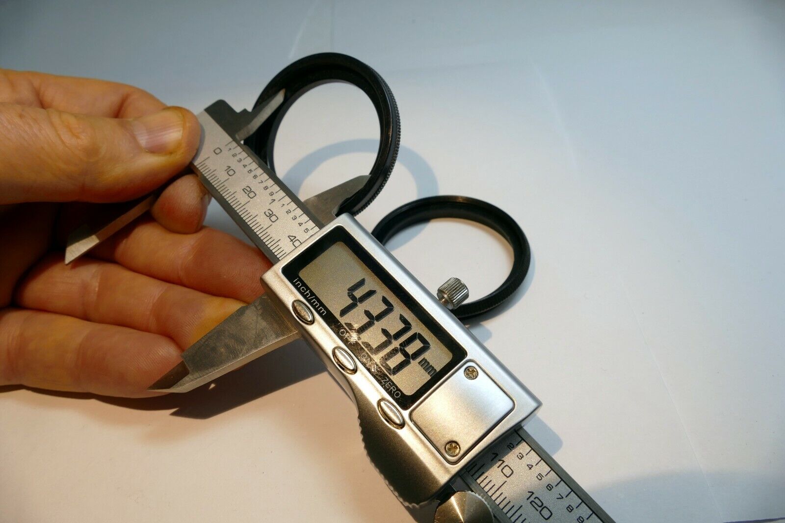 40.5mm to series 6 VI 44.5mm metal adapter filter holder w/ retaining ring Black