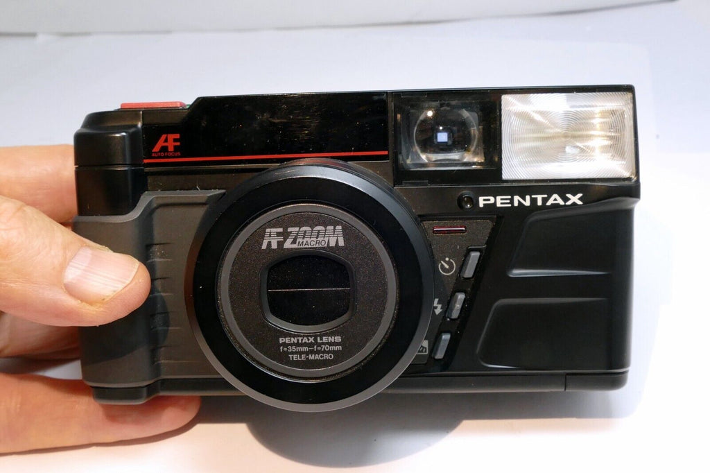 Pentax IQ zoom 35-70mm AF 35mm Camera  - Untested AS IS, might work, or not