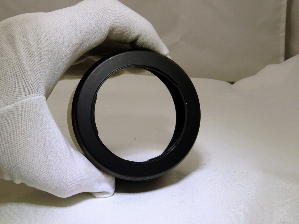 55mm ID Twist on Lens Hood unknown brand or model