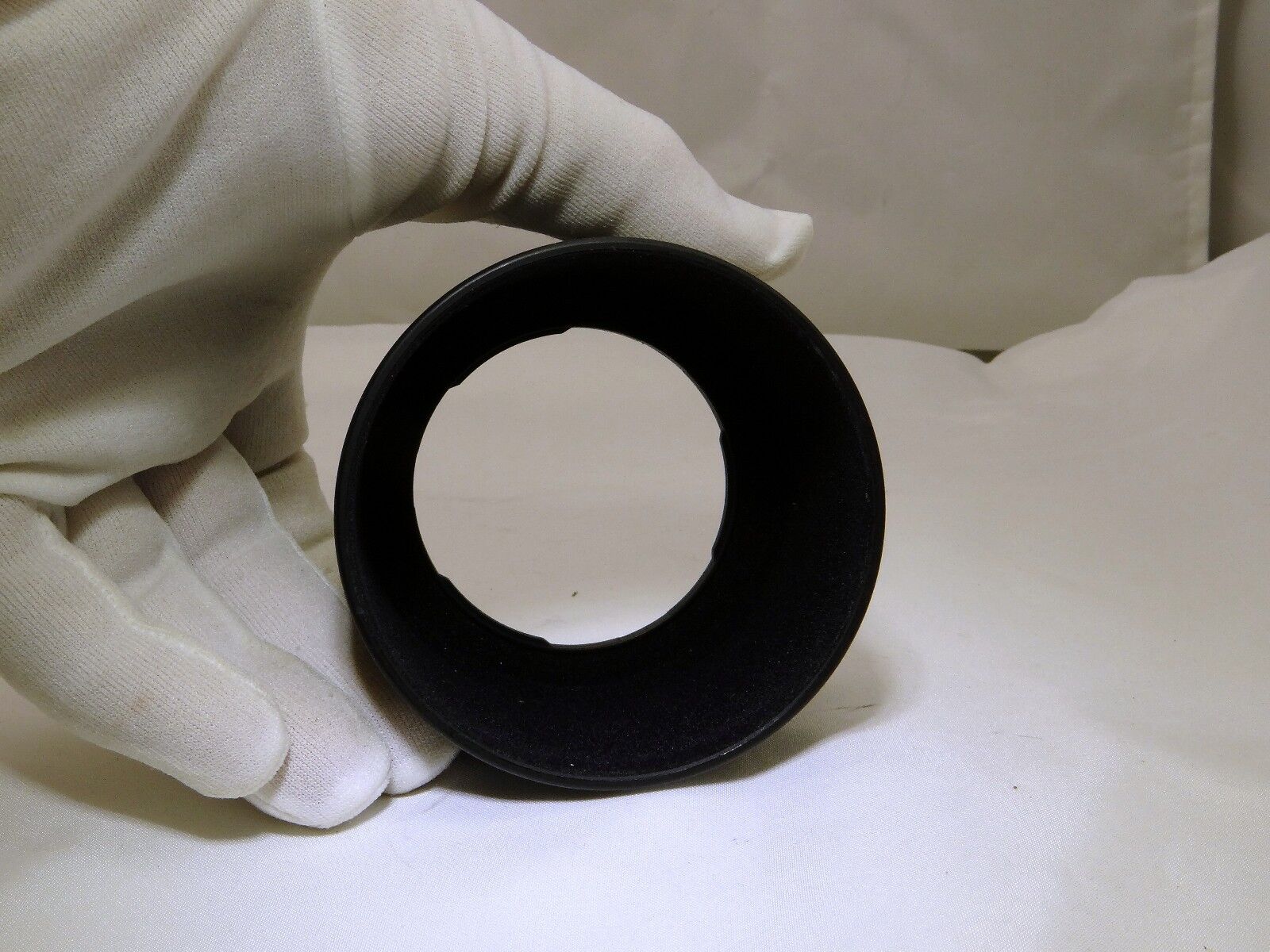 55mm ID Twist on Lens Hood unknown brand or model