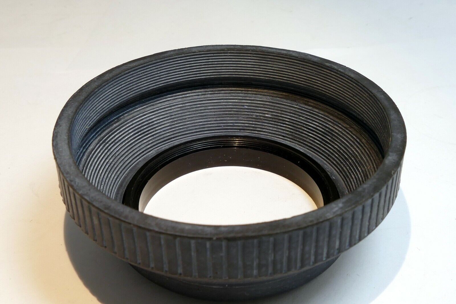 58mm Rubber Hood shade telephoto  collapsible for normal 35mm 50mm 85mm  lenses