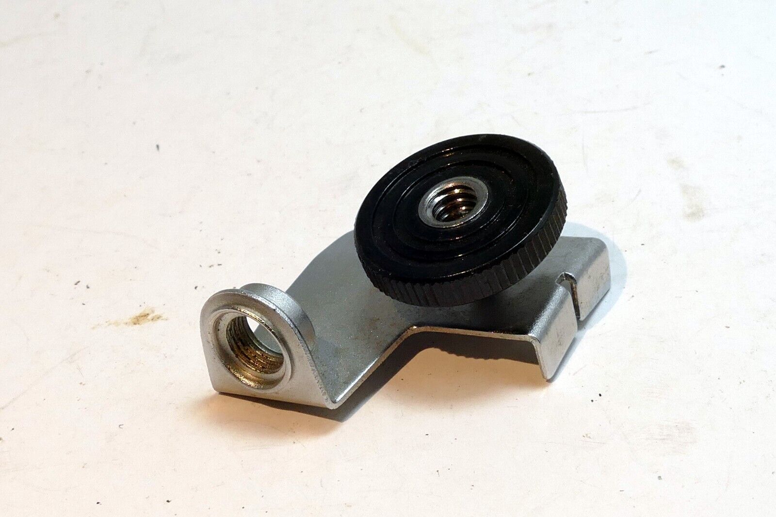 1/2" to 3/8"  Tripod Mount L 90 degree Adapter for camera