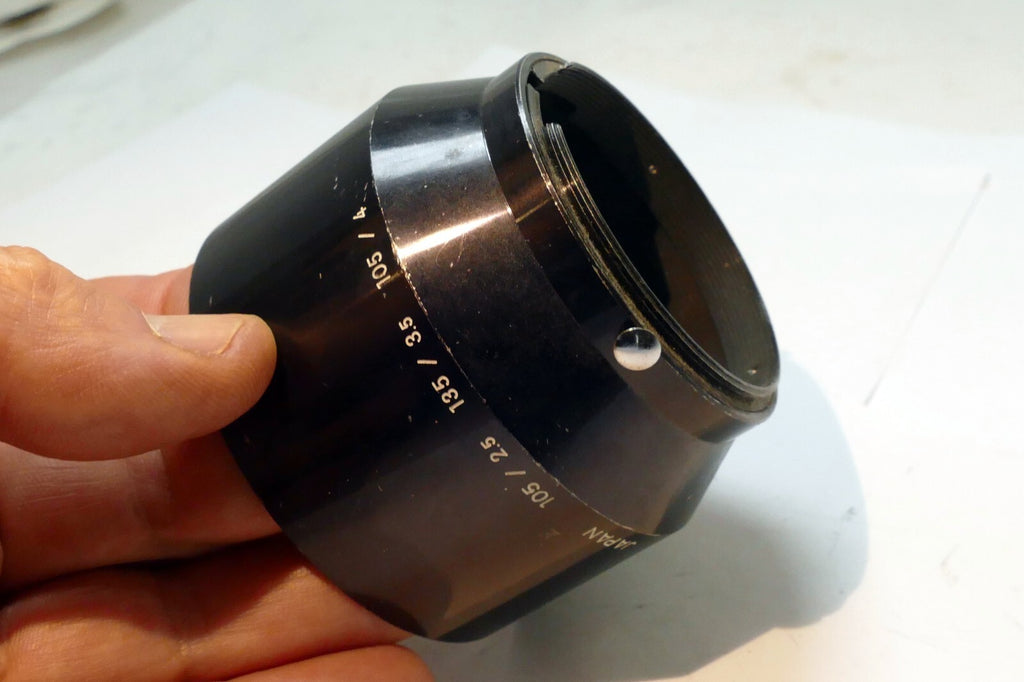Nikon 52mm HS-4 Clip-on Lens Hood 105mm f2.8 f4 micro Nikkor fits 85mm f2 AI