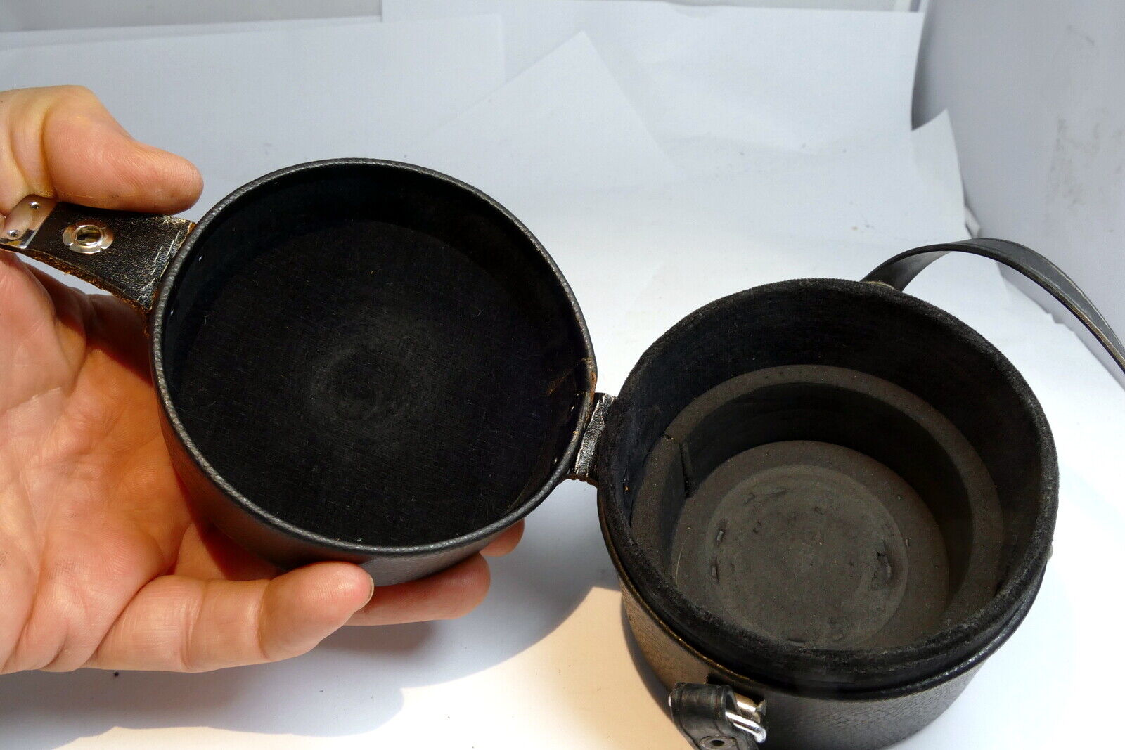 Hard Case for 28mm lens antique Vivitar  f2.5 50mm f1.9 f1.4
