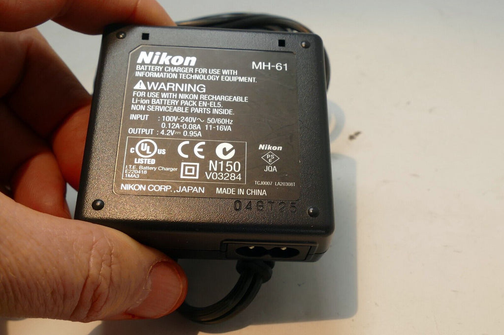 Nikon MH-61 Charger for Nikon EN-EL5 Battery Genuine OEM Coolpix 4200