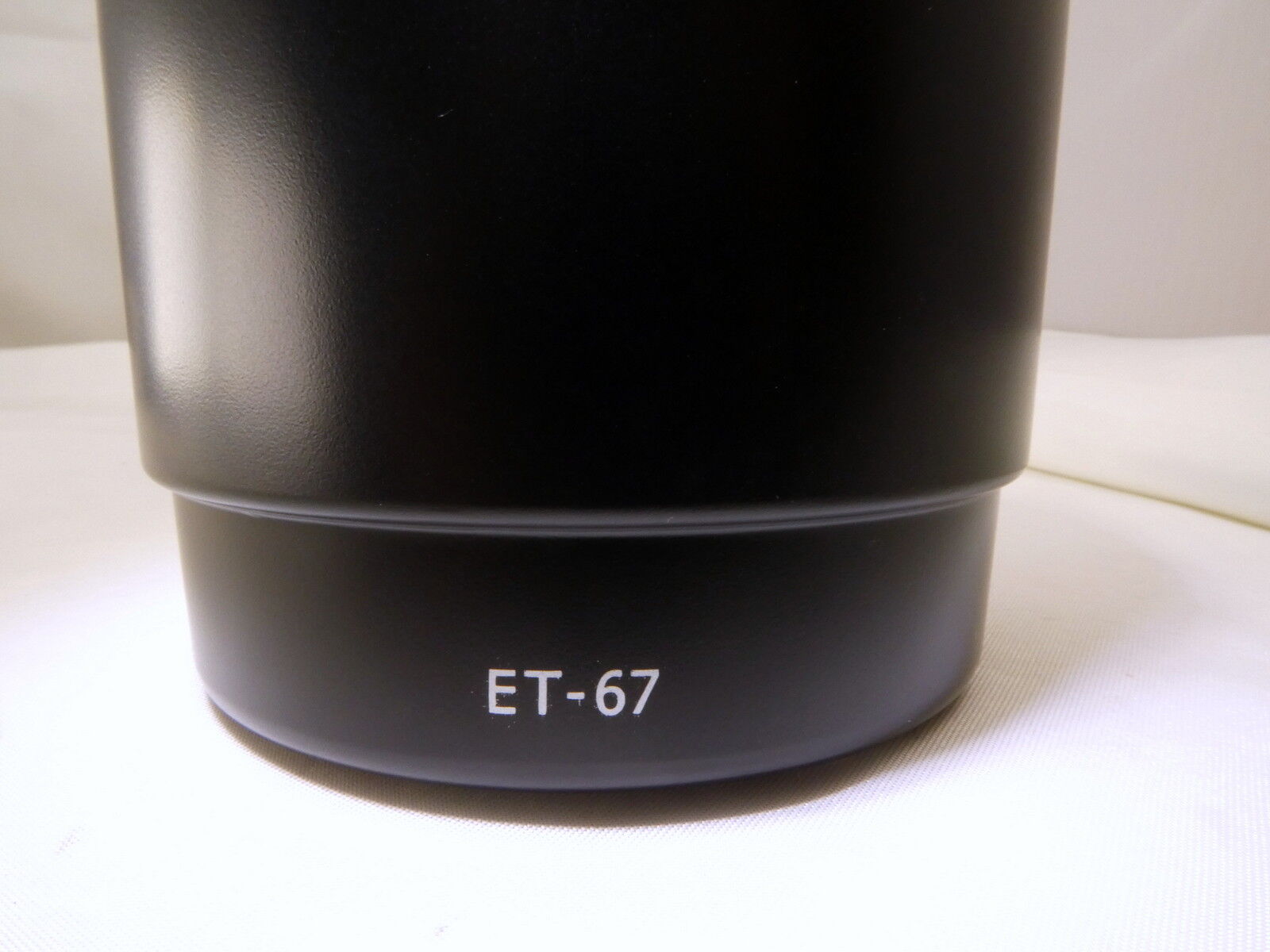 Replacement Lens Hood Shade ET-67  for Canon for 100mm 2.8 USM Macro EF