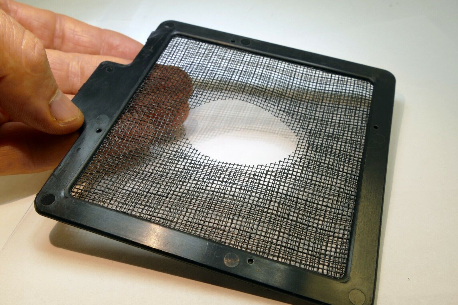 Lindahl Plastic Vignetter Mask Frame 4.5X4.5" bellows 2" Vertical Oval portrait