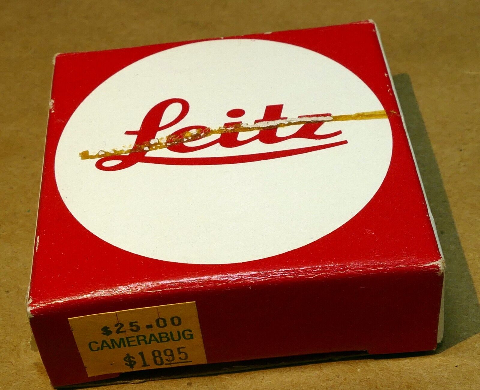 Empty Box for LEICA 14269 M cap  ( just an empty box)