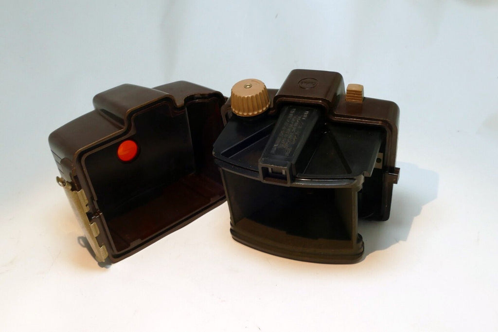 1950's Kodak Brownie Holiday Flash Camera w/ Dakon Lens use 127 film