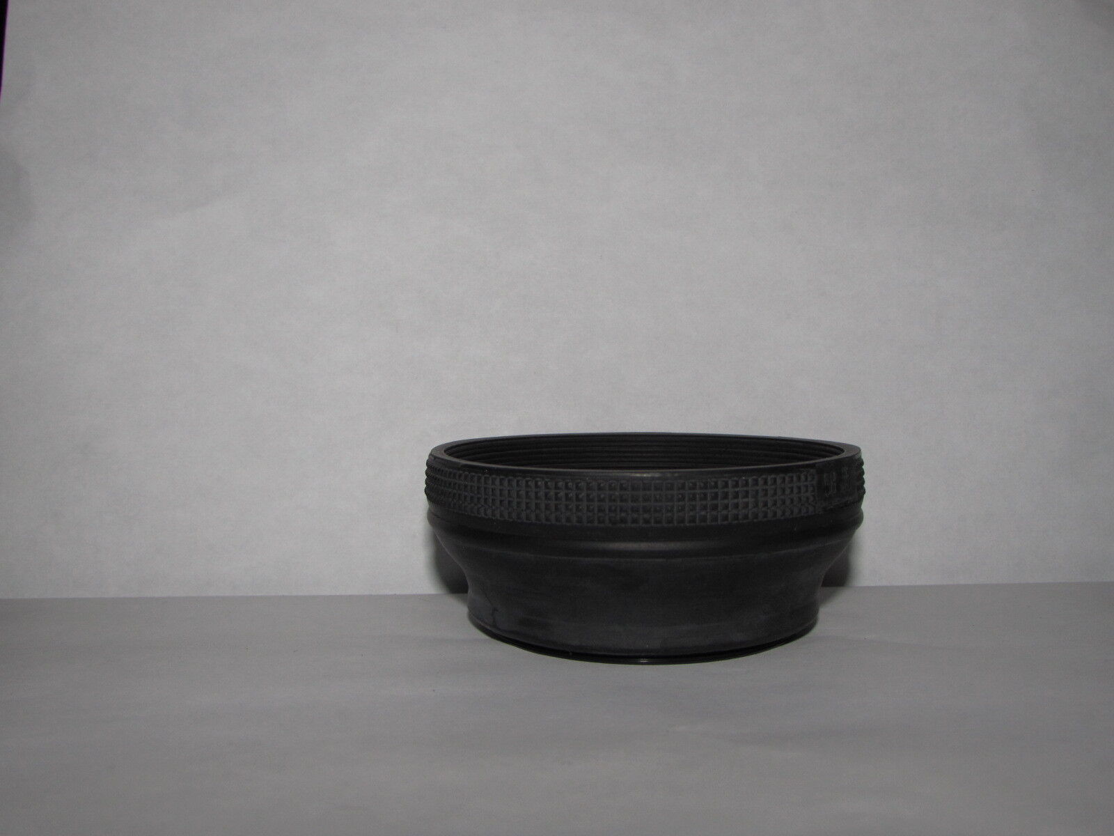 Used 58mm Lens Rubber SHade Hood for telephoto lenses  B20226