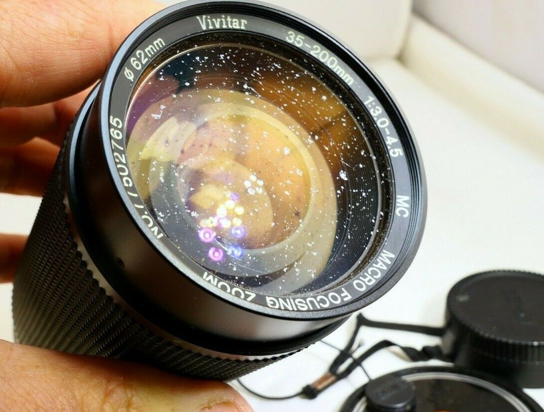 Vivitar 35-200mm f3-4.5 AI manual focus lens for Nikon (BADLY SCRATCHED GLASS)