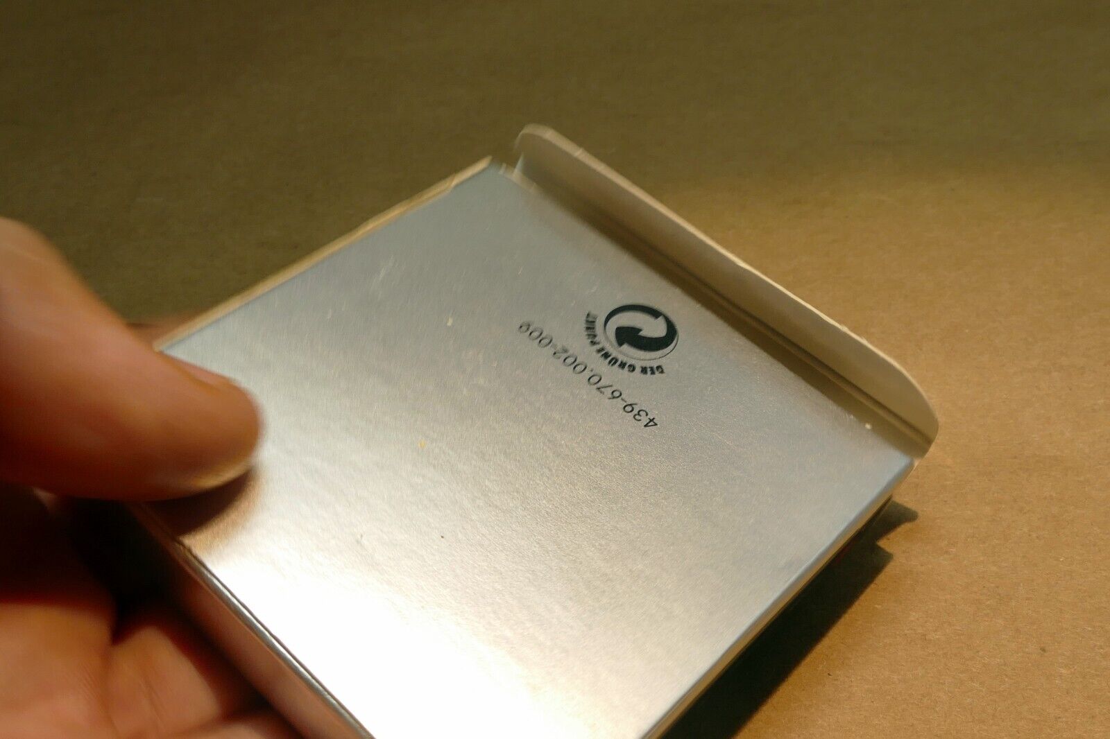 E39 39mm Leica Leitz Front Lens Cap for M 50mm 35mm f2 14038 LELC39M