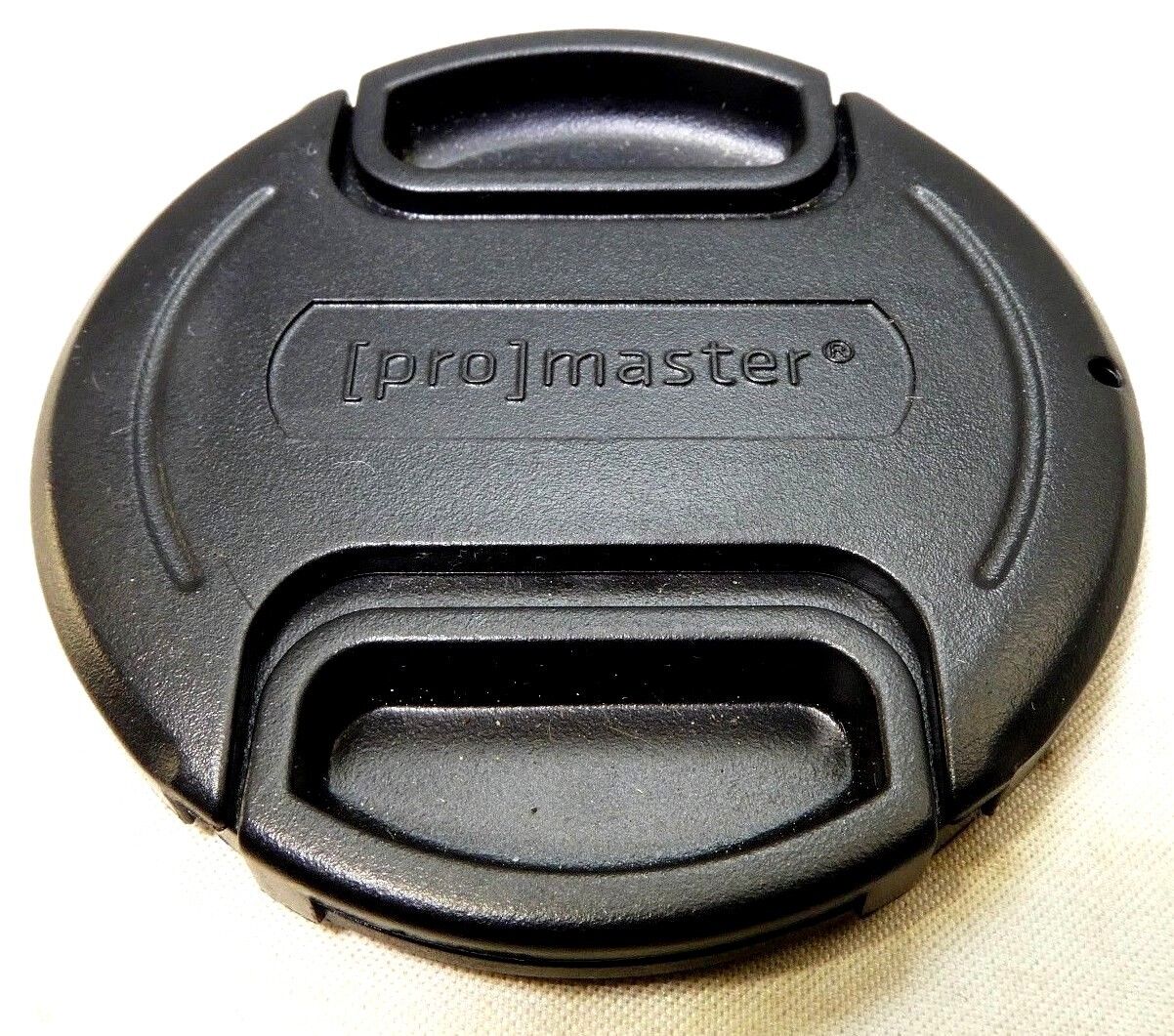 Promaster 62mm Lens Front Cap  Snap on type for 18-200mm AF