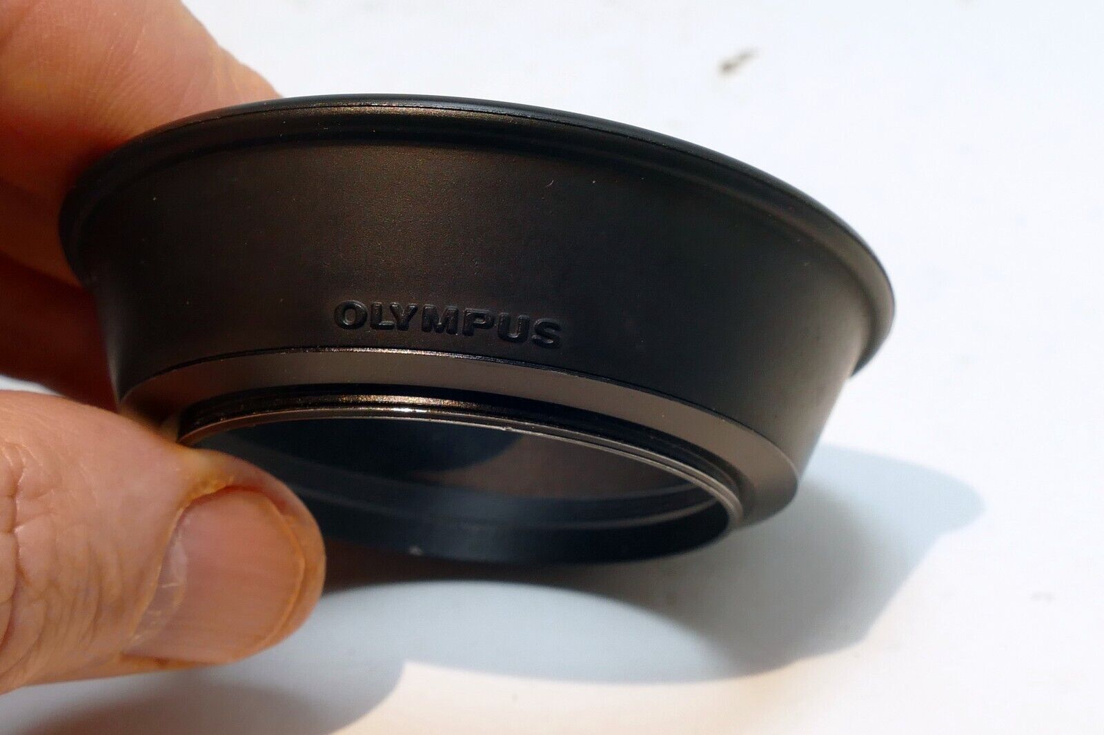 49mm Olympus OM 28mm f2.8 f3.5 lens Rubber hood shade for - OEM Genuine Zuiko