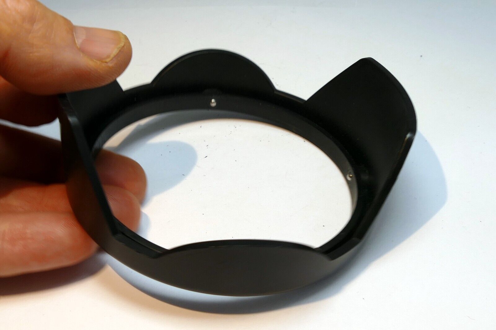 Lens hood Shade 80mm ID incomplete, missing ring