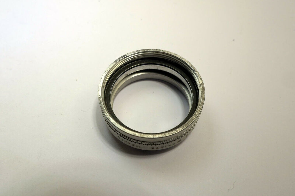 Tiffen series 5 V Adapter holder & Retaining ring for 33.5mm ID threaded rim