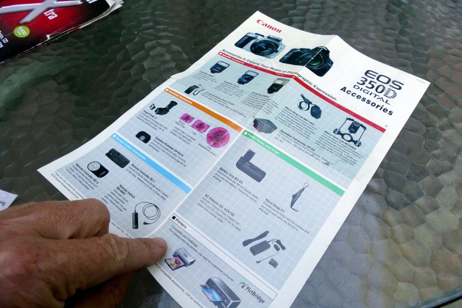 Canon EOS 350D XT digital accessory guide/list  Brochure