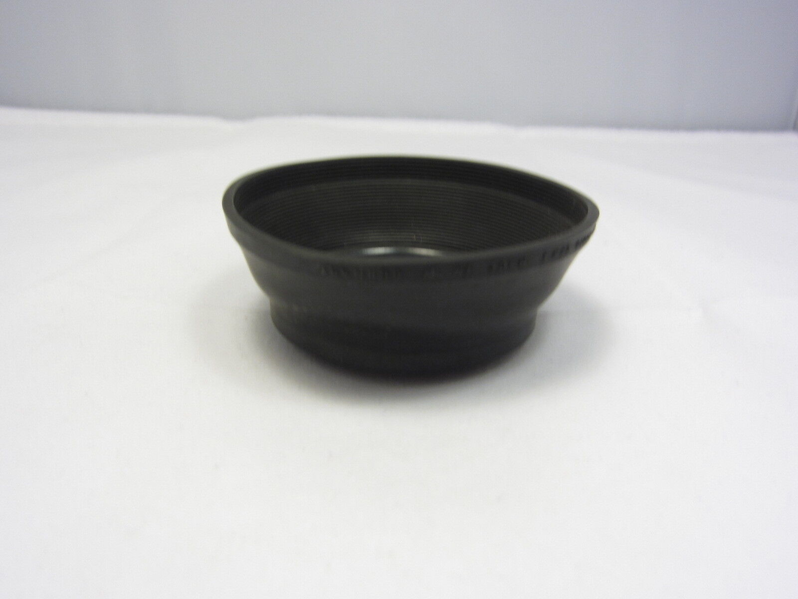 52mm KAISER V5.10010 CFW5 Collapsible Rubber Lens Hood Made in Germany N102014