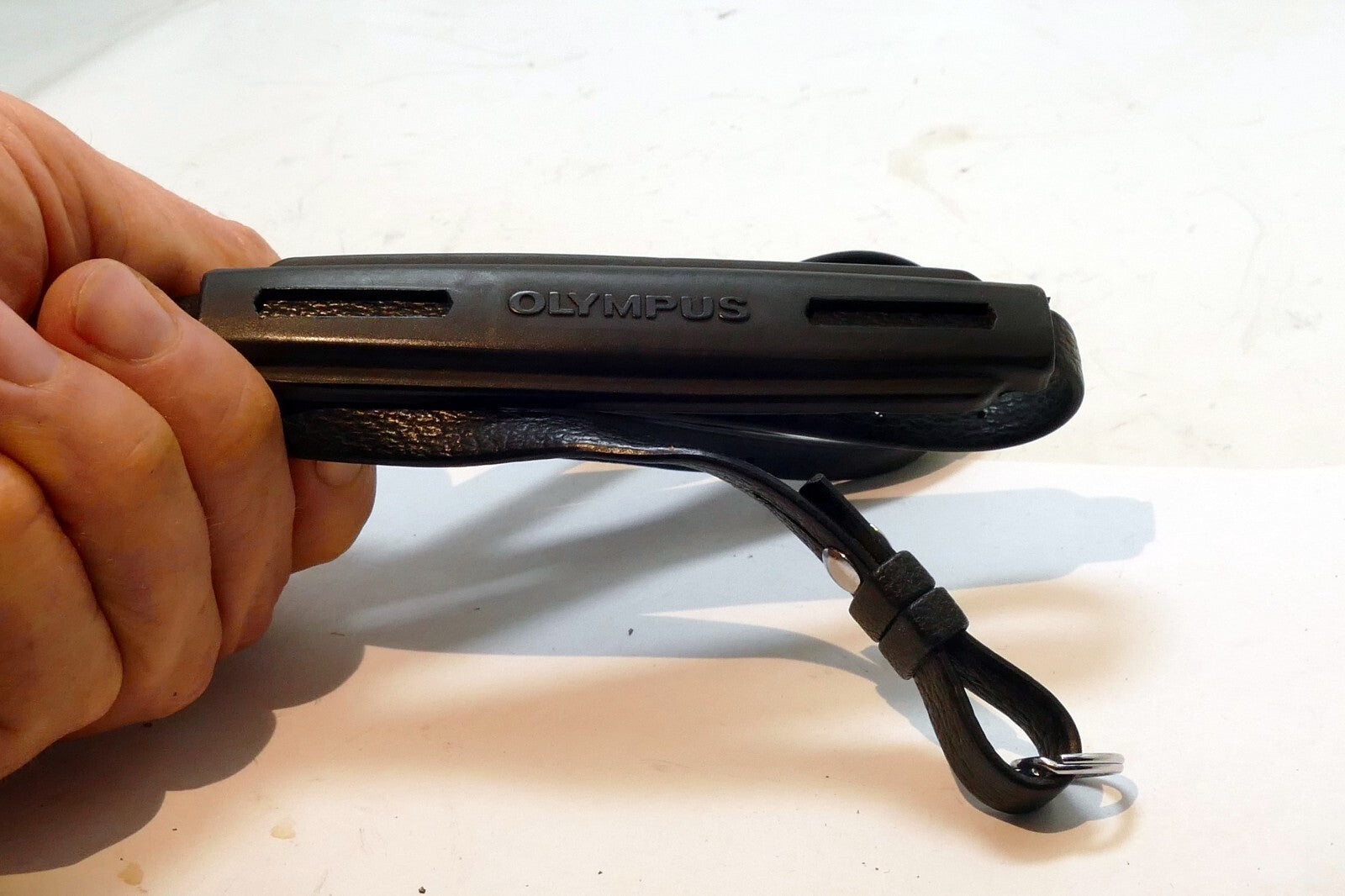 Olympus Camera Neck Shoulder Strap vinyl OM1n )M2n 4T - OEM genuine