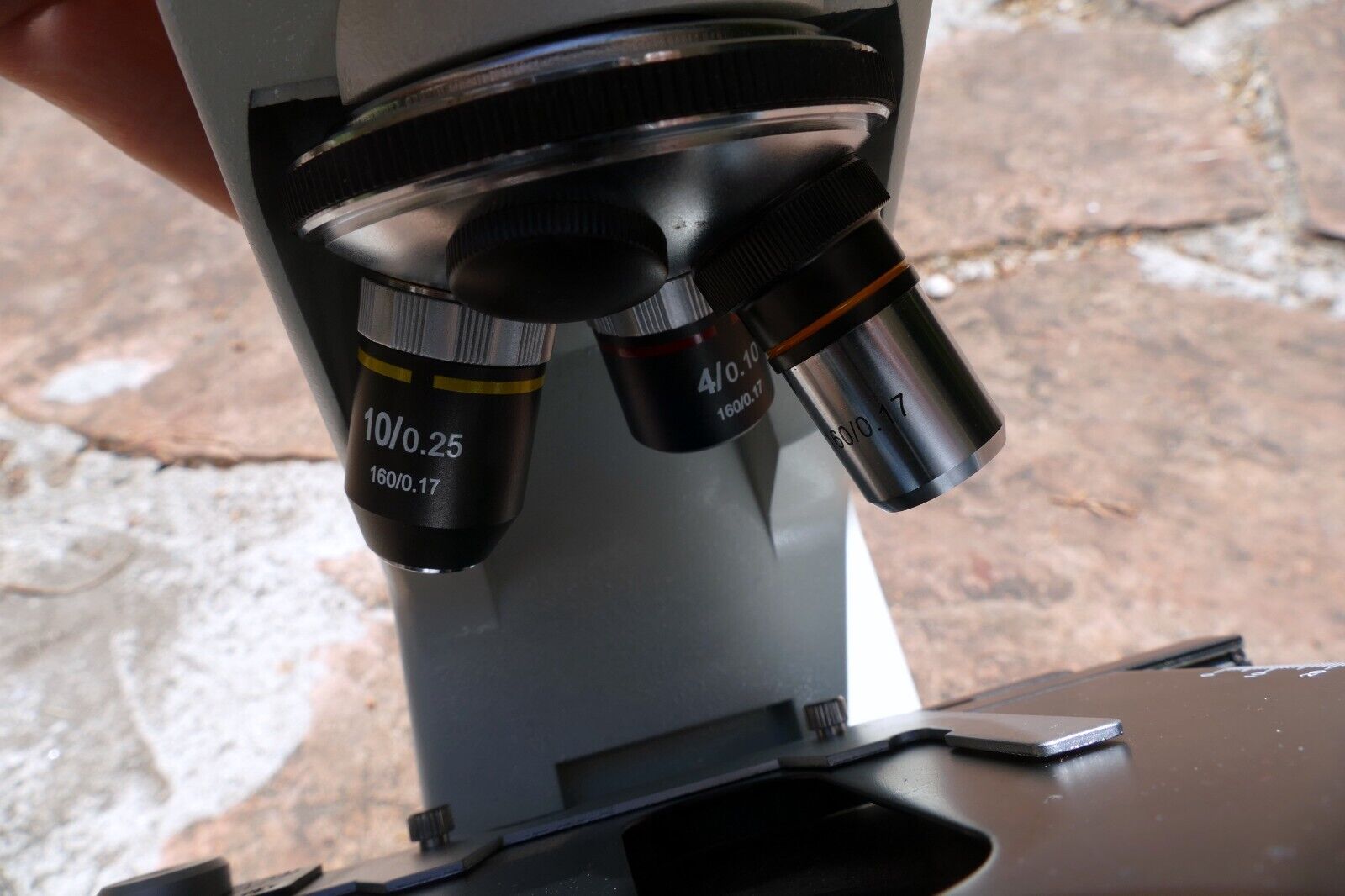 N-180M Biological Lab Medical Microscope Novel - w/ 4X 10X PH 160 0.17 objective