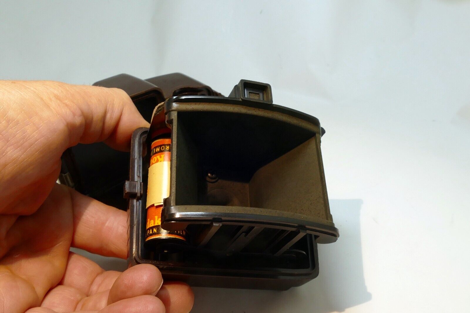 1950's Kodak Brownie Holiday Flash Camera w/ Dakon Lens use 127 film