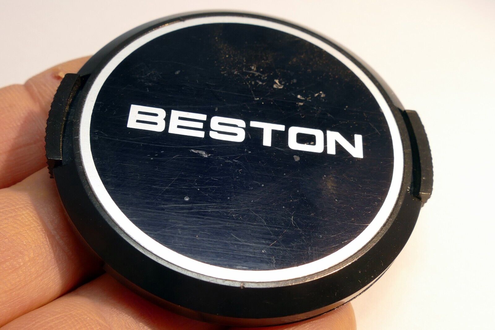 Beston 52mm snap on type Lens Front Cap  for 80-205mm