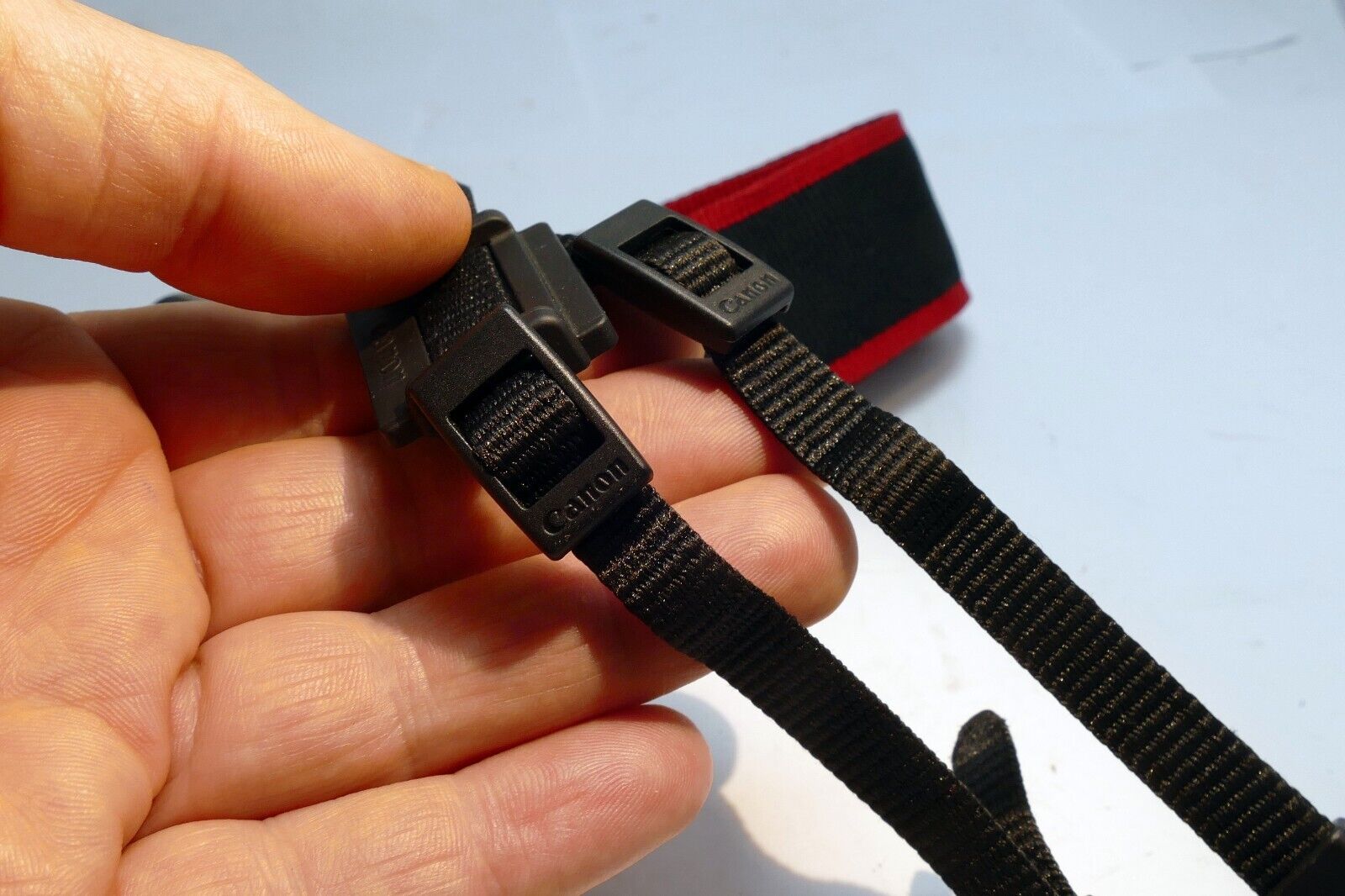 Canon EOS 5D Mark IV SLR Digital Camera Neck Shoulder Strap - Genuine OEM
