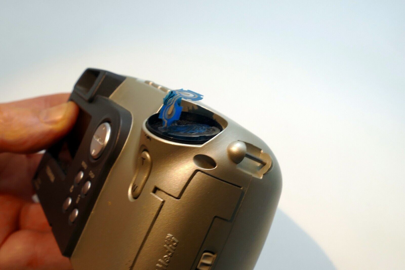 Toshiba PDR M25 2.2MP Digital Camera - Damaged, AS IS for Parts or Repair