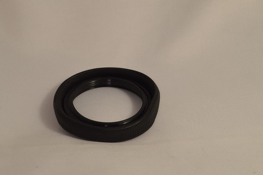 55mm Collapsible Rubber Lens Hood with plastic rim Made in Korea O107031