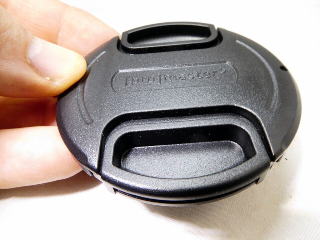 Promaster Front Lens Cap 67mm snap on type