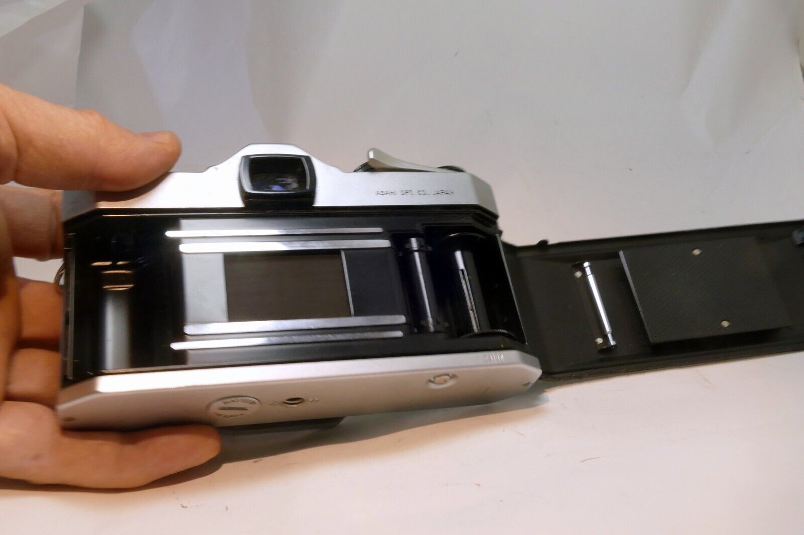Pentax Spotmatic SP ASAHI Silver 35mm SLR Vintage Film Camera
